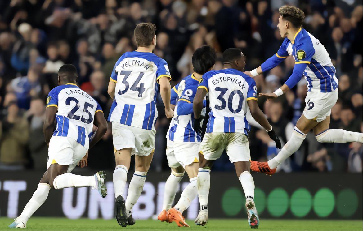 英雄联盟竞猜-赛前法国杯传出新动向；广州队内部沟通；管理层表态——媒体盛赞；训练强度明显提升的简单介绍