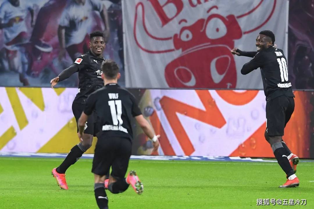 国际比赛日体能课后,莱比锡豪取连胜备战德甲,球迷炸锅,身体对抗强度拉满(诺丁汉VS阿森纳比分) 国际比赛日体能课后,莱比锡豪取连胜备战德甲,球迷炸锅,身体对抗强度拉满(诺丁汉VS阿森纳比分)